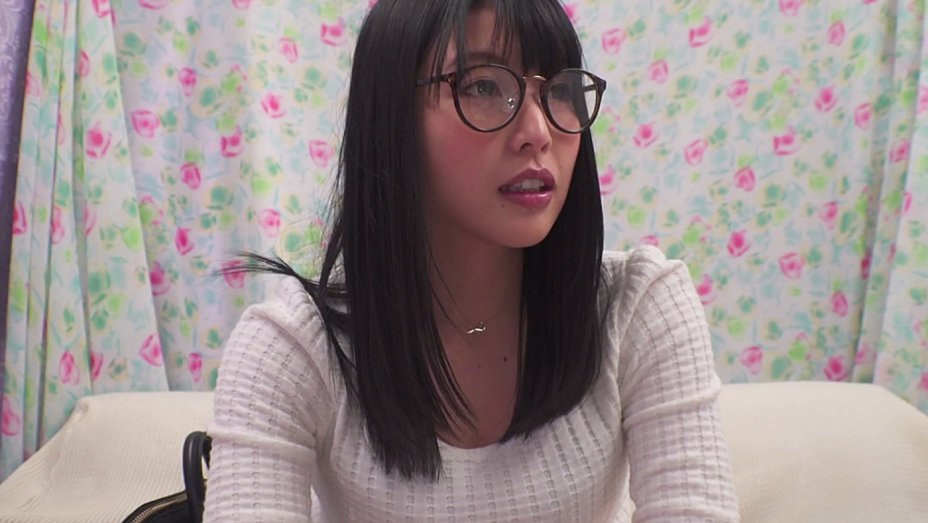 メガネ美人妻パンツルック限定!中出し12発!絶品濃厚ナンパSEX 画像1