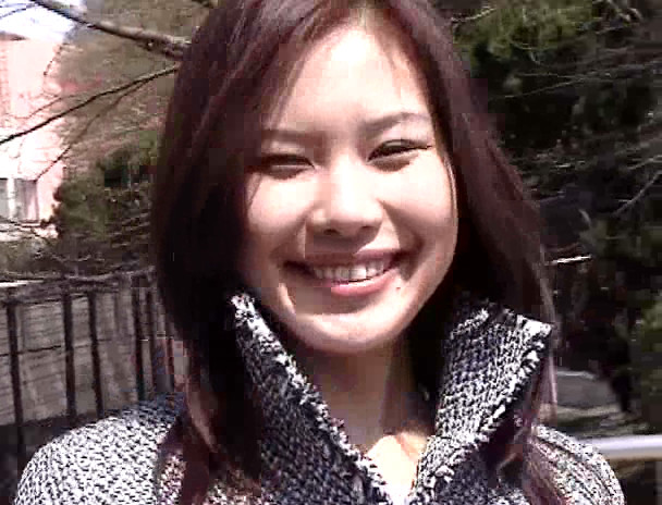 【人妻伝 午後の奥様 秘密の情事】美人妻初3P 三田村夕希28歳 画像2