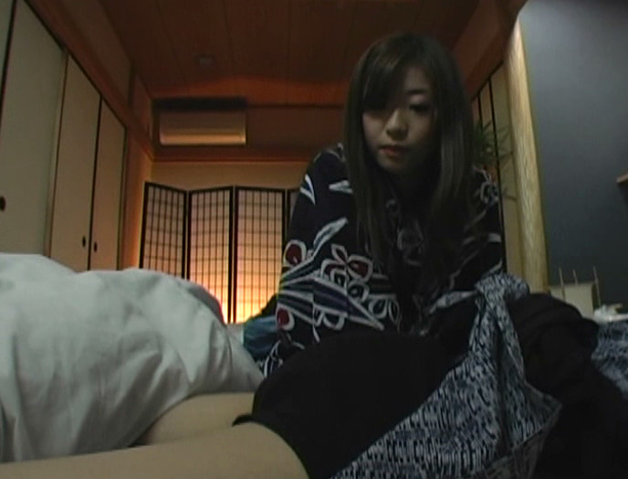 手を出してはいけない相手を夜這いする女たち 「私、あなたのモノがどうしても欲しいの・・・」 画像3
