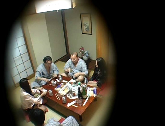 温泉街の人妻コンパニオン 宴会乱痴気騒ぎ盗撮2 画像5