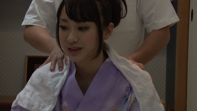 温泉旅館人妻寝取らせ 温泉旅館でマッサージ師と共謀し愛する妻を寝取らせる 画像1