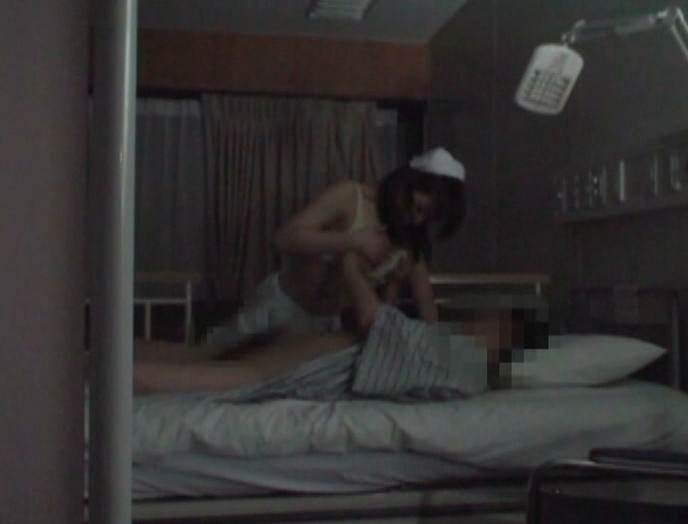 ストレスを溜め込んだ夜勤ナースは入院患者で性欲を発散させているらしい・・・ 4時間 画像2