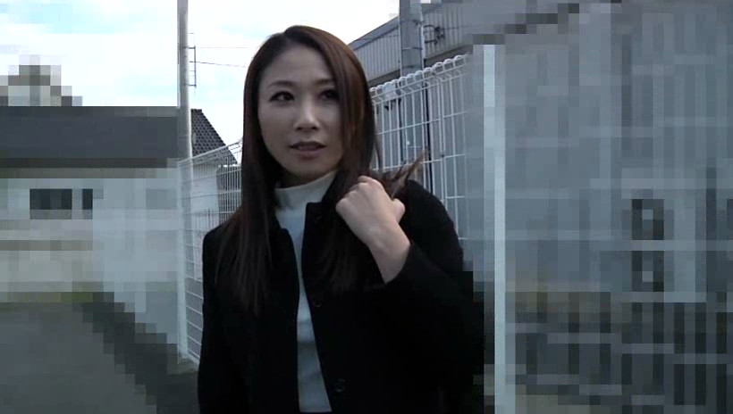 地方の都市でガチナンパした人妻にセンズリを見せたら 画像1