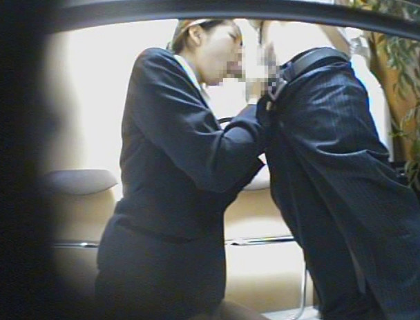 倒産したランジェリーメーカーの面接で羞恥行為を強要した映像がまさかの流出！週刊誌を騒がした問題作を緊急発売！！ 画像19