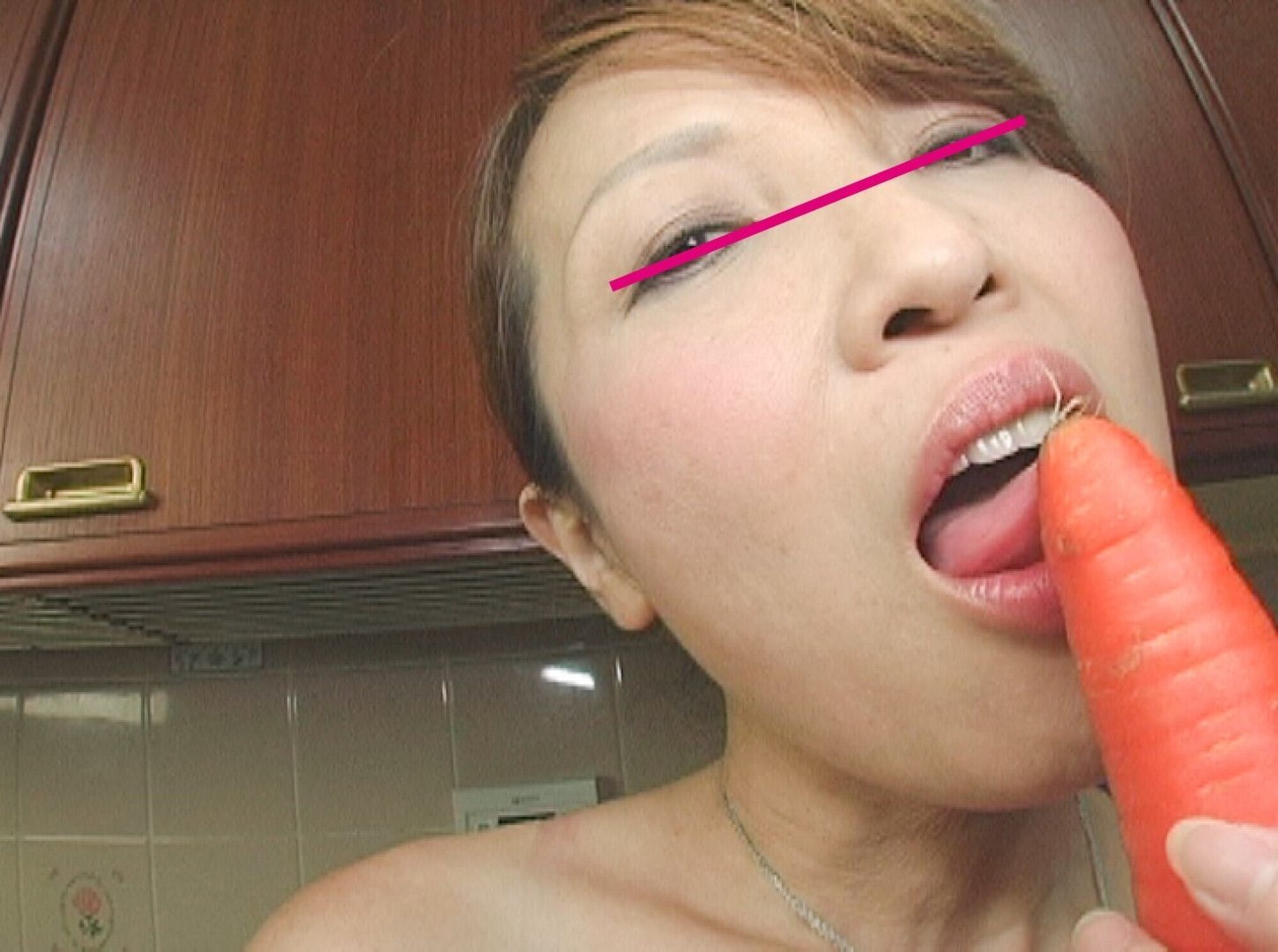 家事の合間にズボズボ奥様。欲求不満妻の自宅オナニー