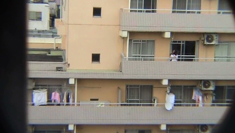 ベランダ若妻盗撮 画像15
