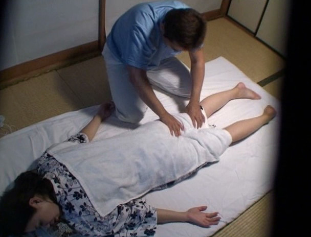 のぞき盗撮!! 悶絶アクメエステ1 マッサージの途中ですがこの後どうされますか!? 画像2