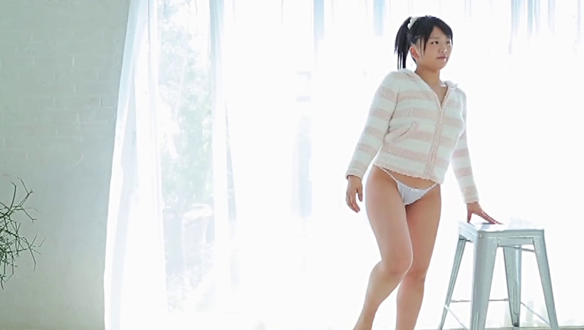 ハミだし!飛び出し!Gカップ 天木みかさ 3枚目