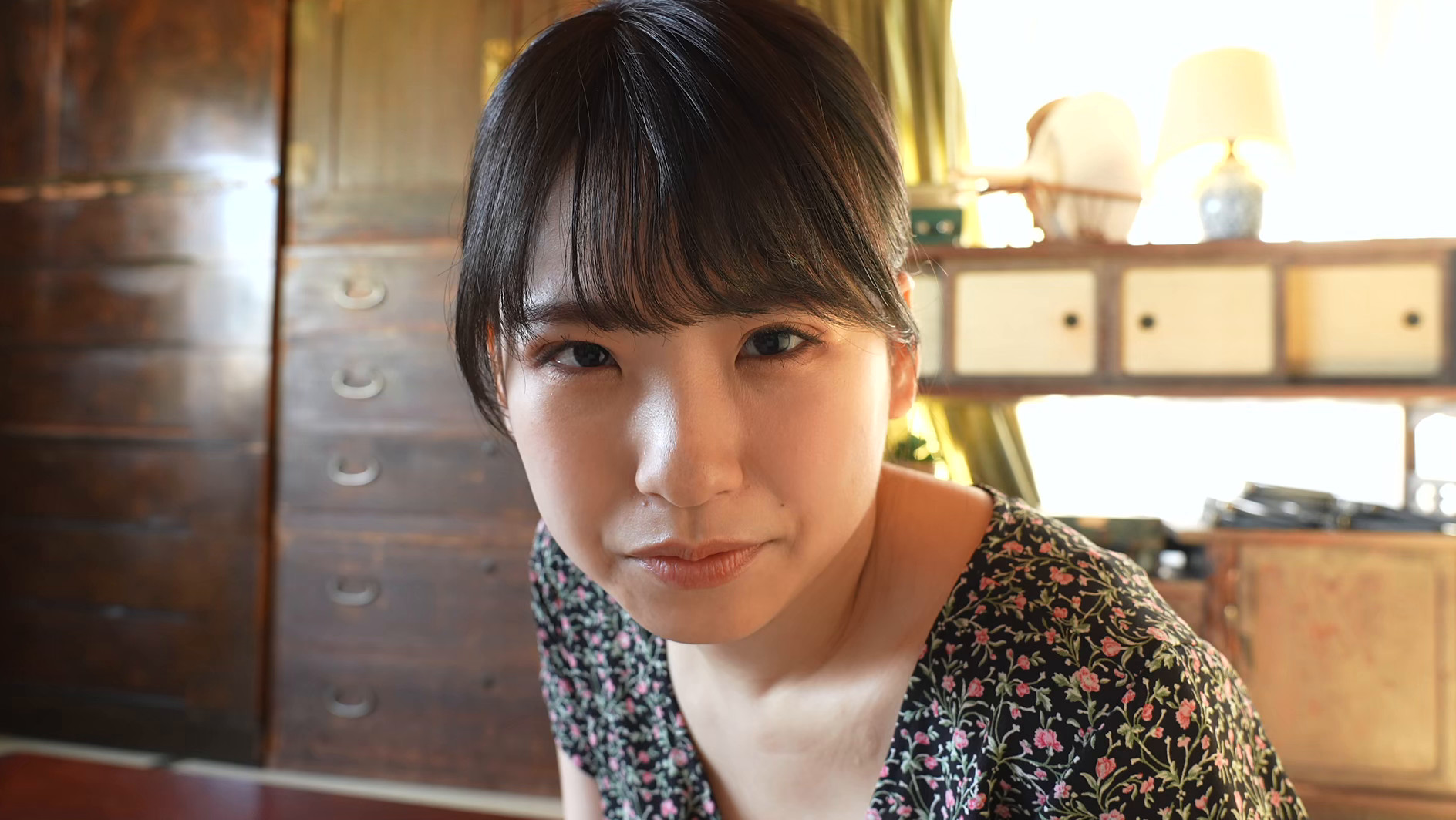 甘い囁き 白壁爽子 イメージビデオ イカされ
