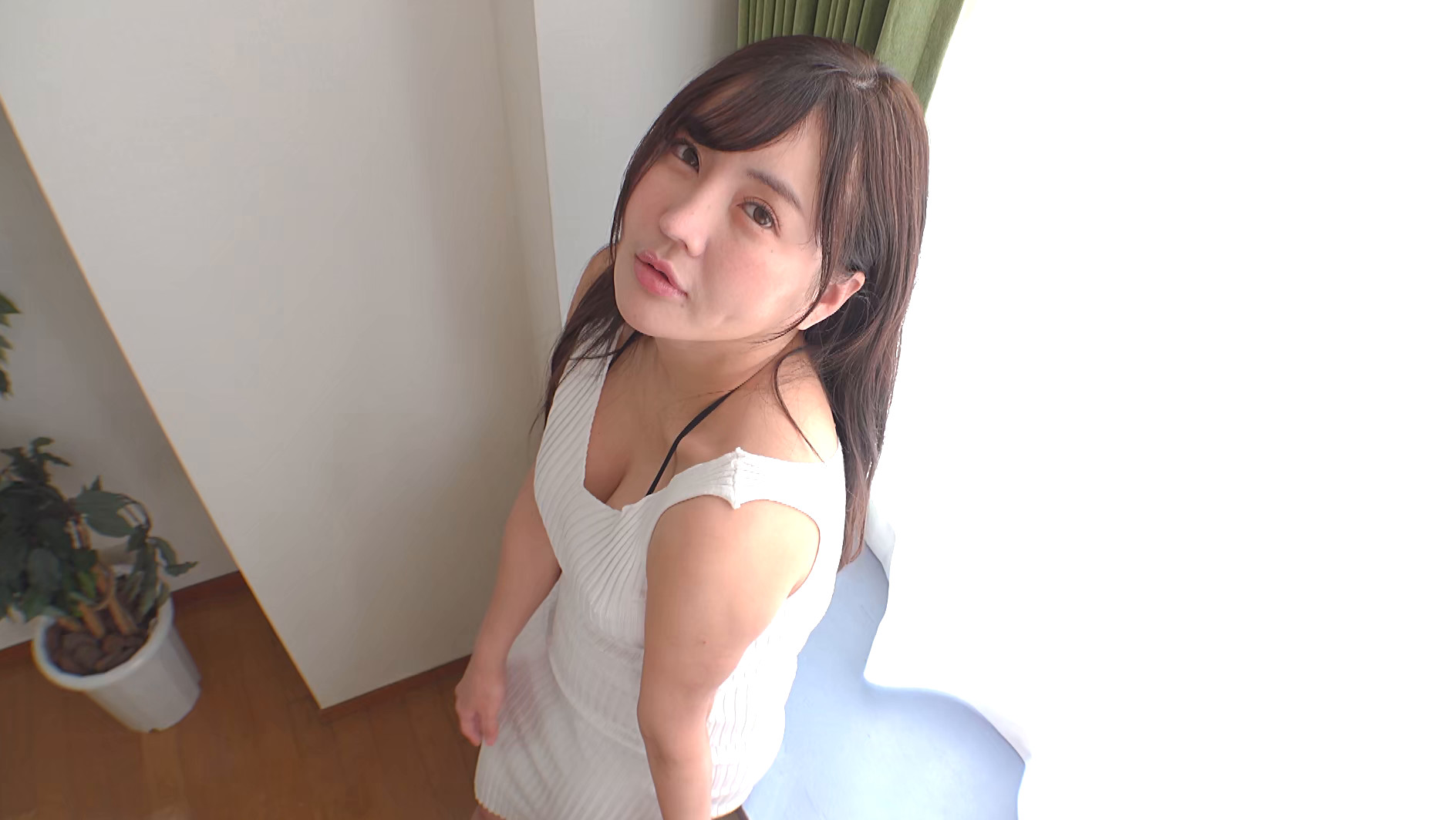 これが売れなきゃグラビア引退 水原乙 画像2