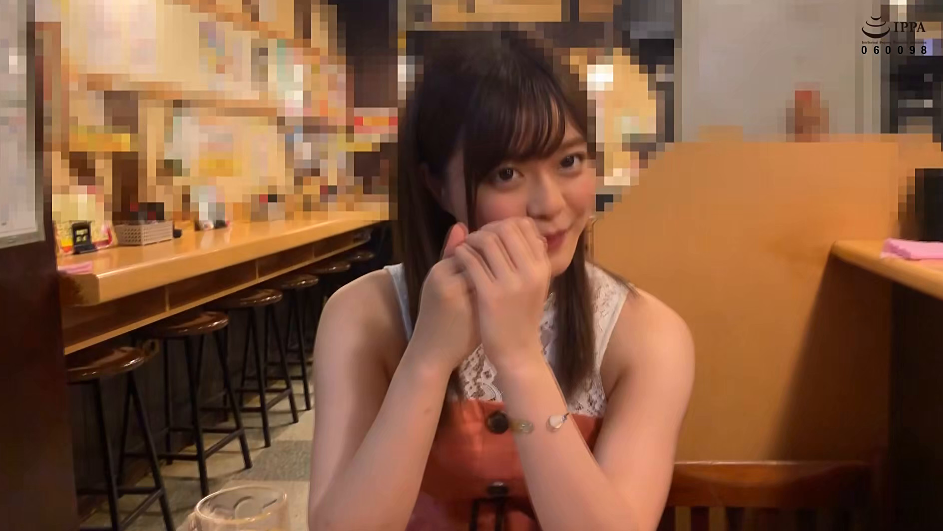素人ホイホイ×MBM 可愛いだけじゃダメですか? 顔だけでヌケる保証! 顔面優等生 世代最強エース4 撮り下ろし3名 画像1