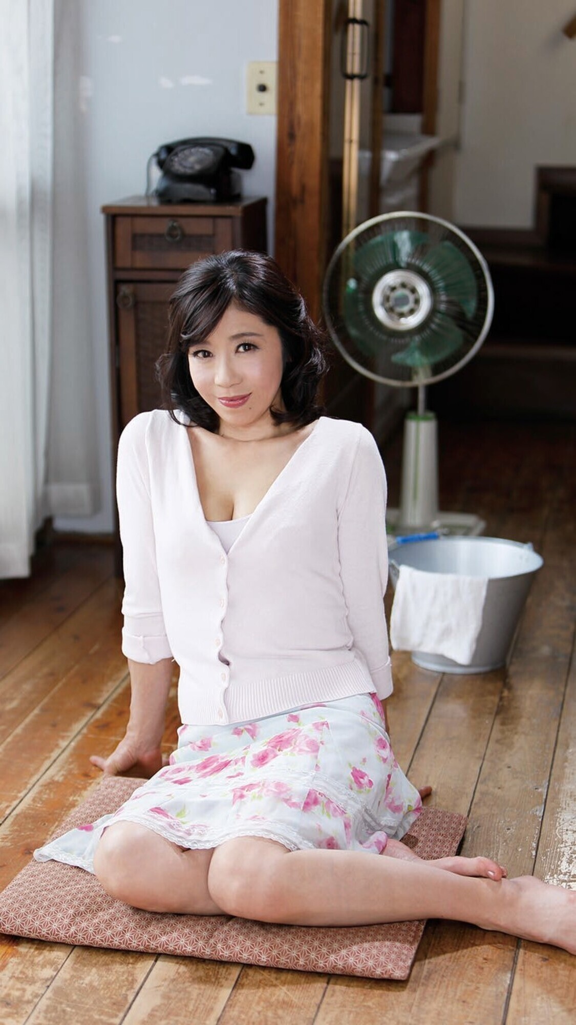 中高年夫婦の愛ある濃厚中出し交尾 長年連れ添った熟年夫婦だからこその ねっとり密着情交 12組4時間DX 画像9