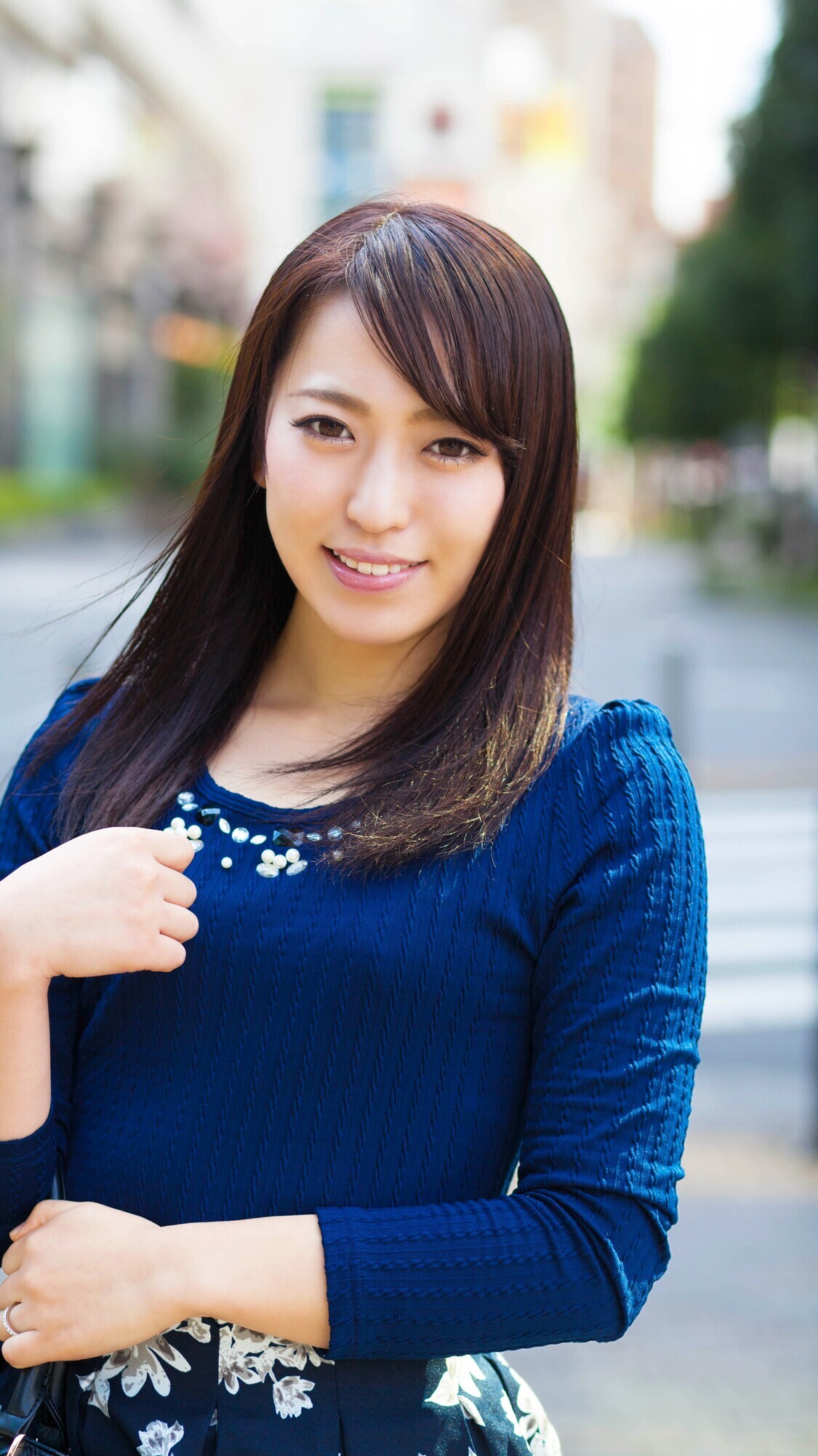 【清楚で品良くセレブな人妻たち】 ナンパ中出し ラグジュアリーエロス 12人4時間SP 3 画像5
