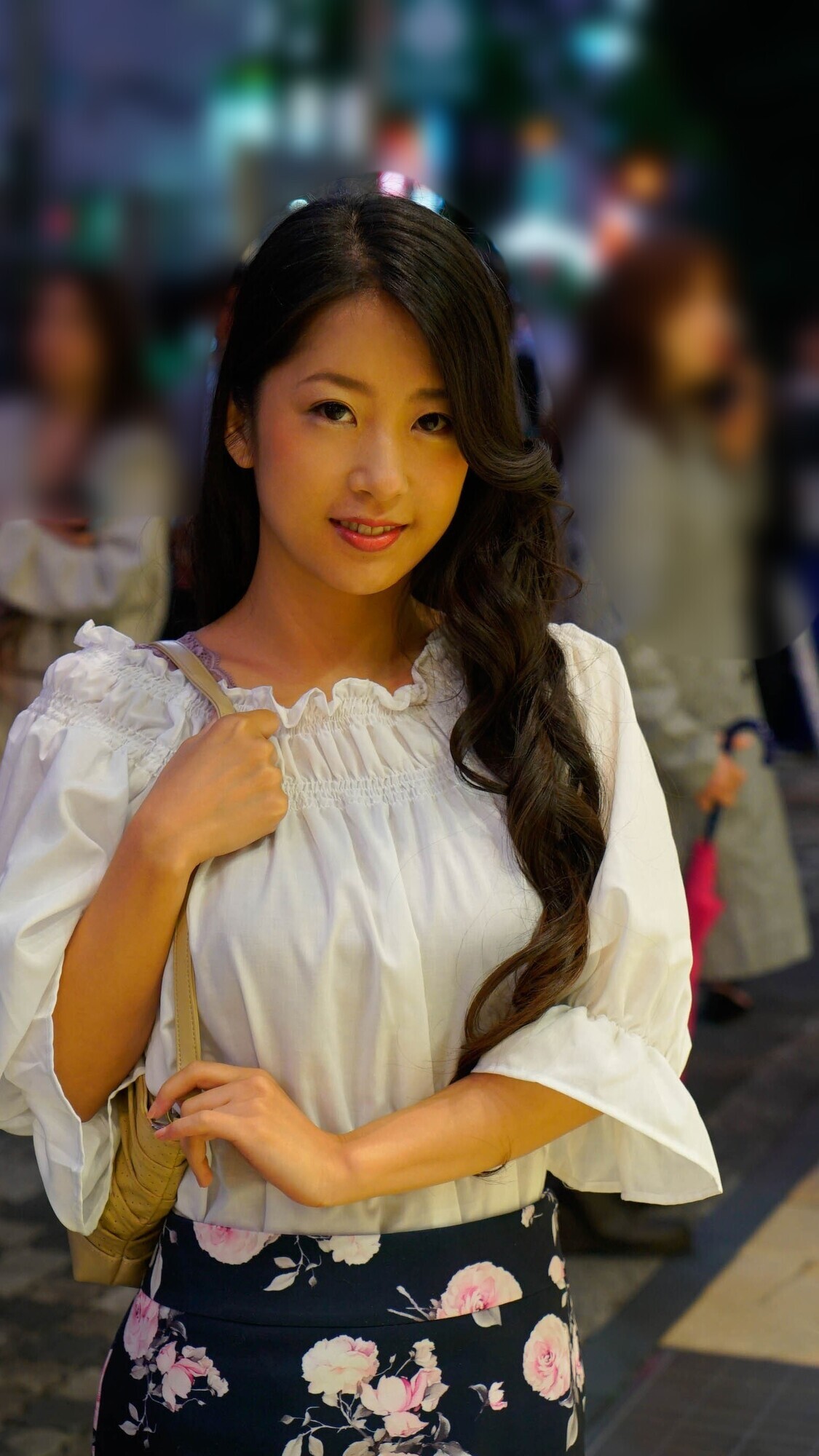【清楚で品良くセレブな人妻たち】 ナンパ中出し ラグジュアリーエロス 12人4時間SP 3 画像19
