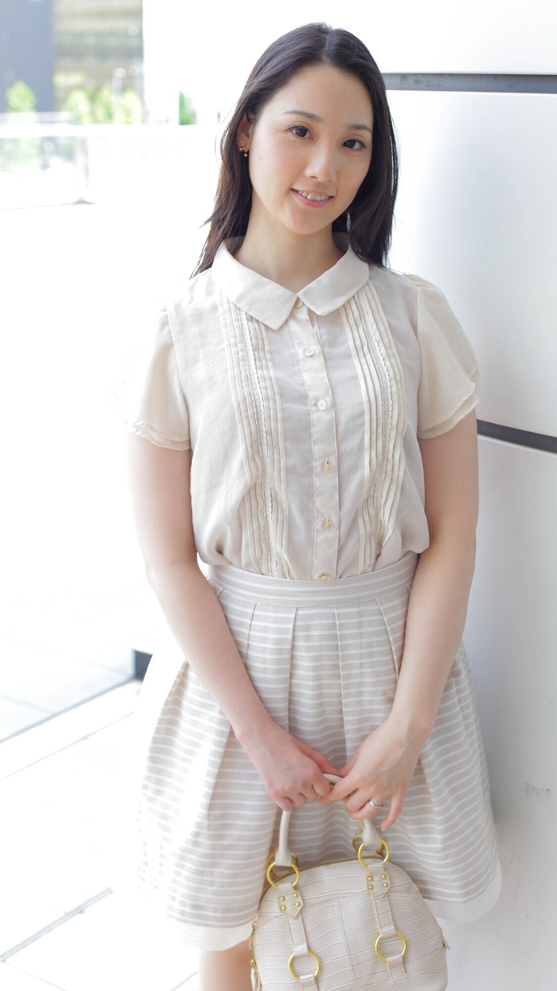 SEXするなら絶対 地方の人妻！！ヤリたい盛りの奥さんたち 平日昼間はイケない浮気タイム 清楚に見えて･･･実はヤリマン？旦那は知らない愛妻の淫らな性癖 12名240分 ＠12