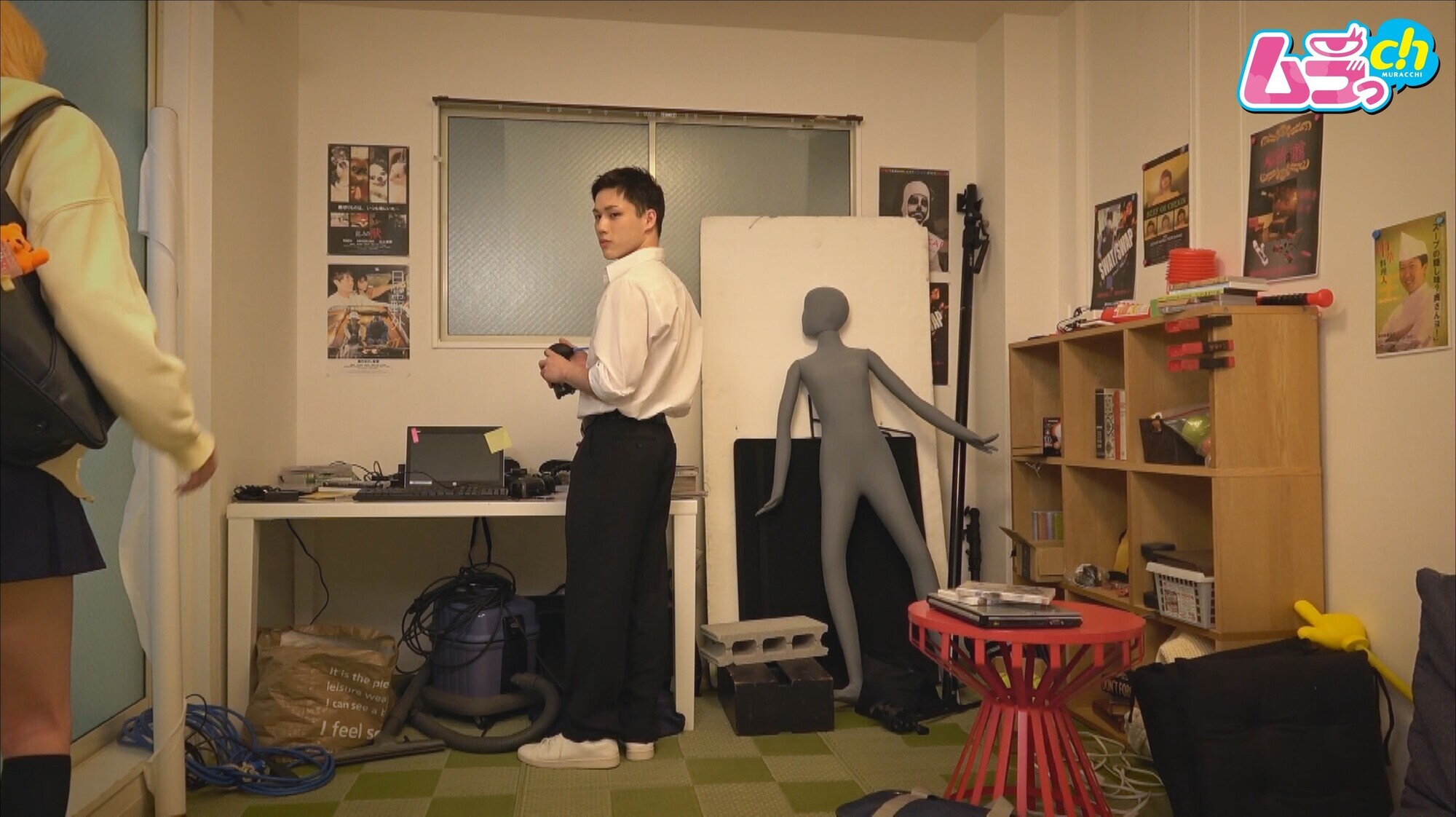 ●校生盗撮 真面目そうで実はヤリチンだった映画オタク男子に処女を奪われたギャルJ系 画像1