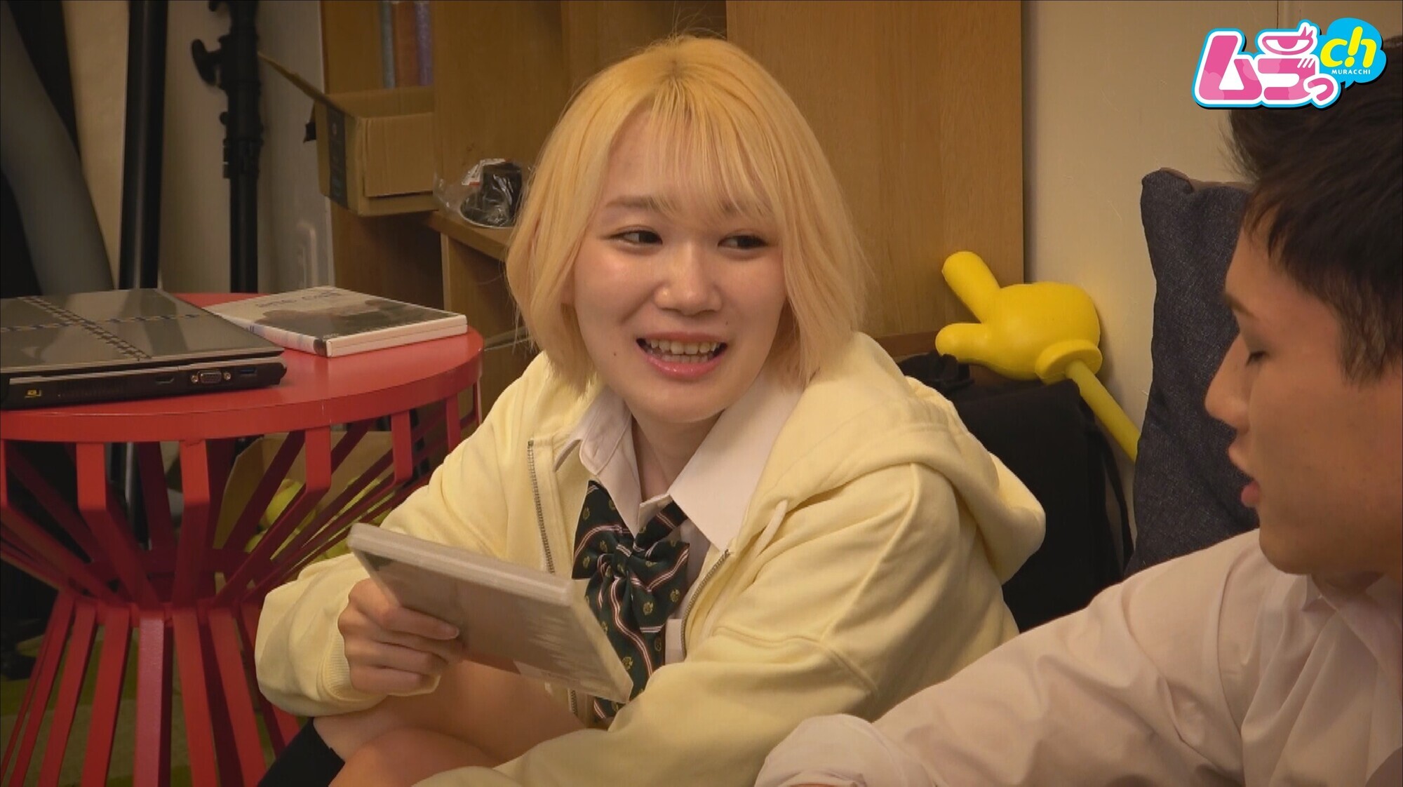 ●校生盗撮 真面目そうで実はヤリチンだった映画オタク男子に処女を奪われたギャルJ系 画像4