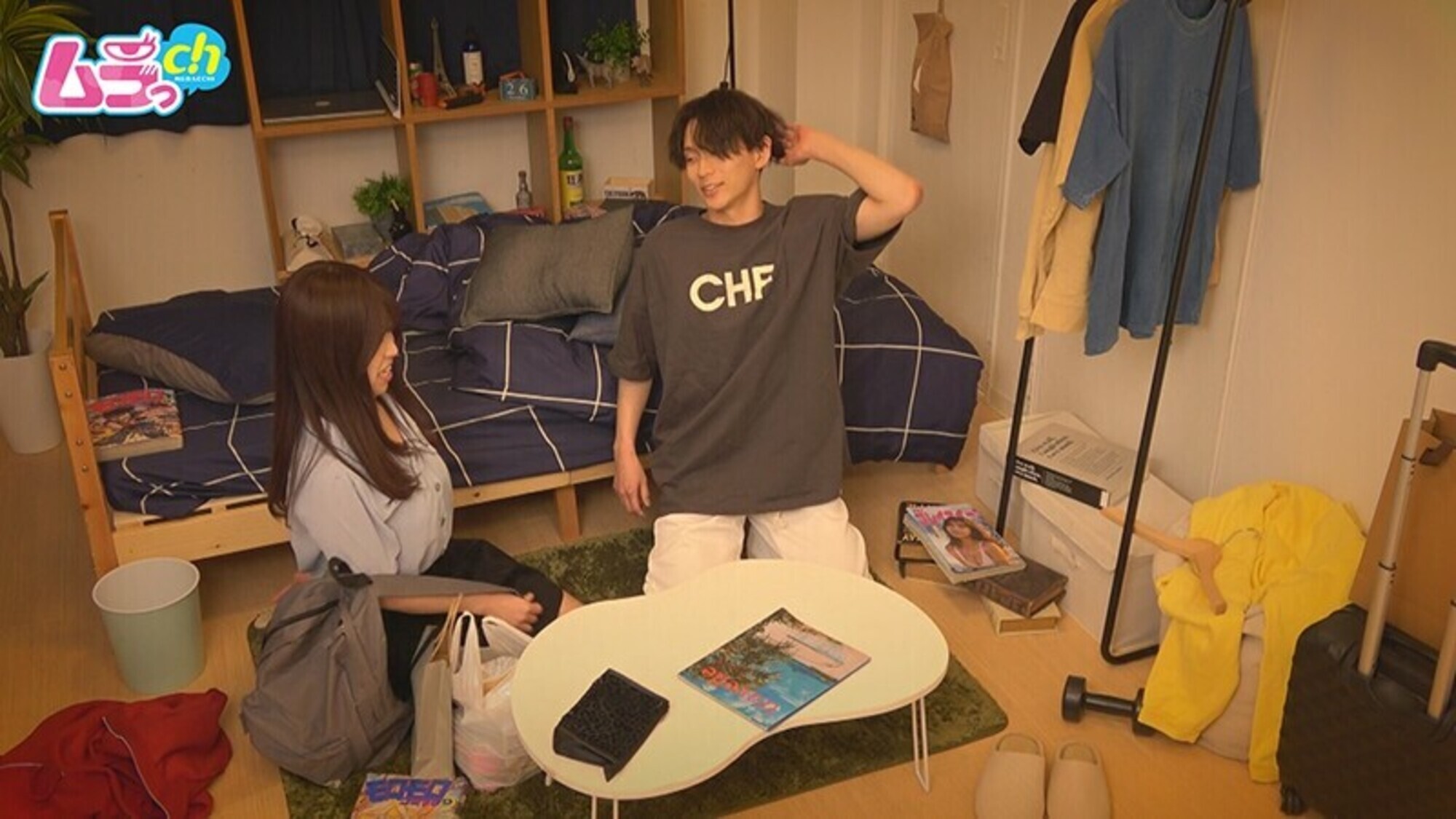 ニンゲン観察 女友達のアへ顔がこの世で一番エロい!地元で過ごしてきた清く美しい日々を思い出しながら友達マ●コにチ●ポをブチ込む至福の瞬間。 1枚目