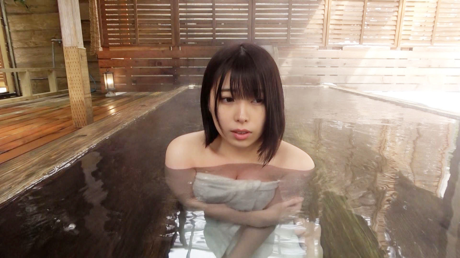 【エロ動画】巨乳人妻温泉デート 汚されたい願望のHカップ美里25歳 イメージ10