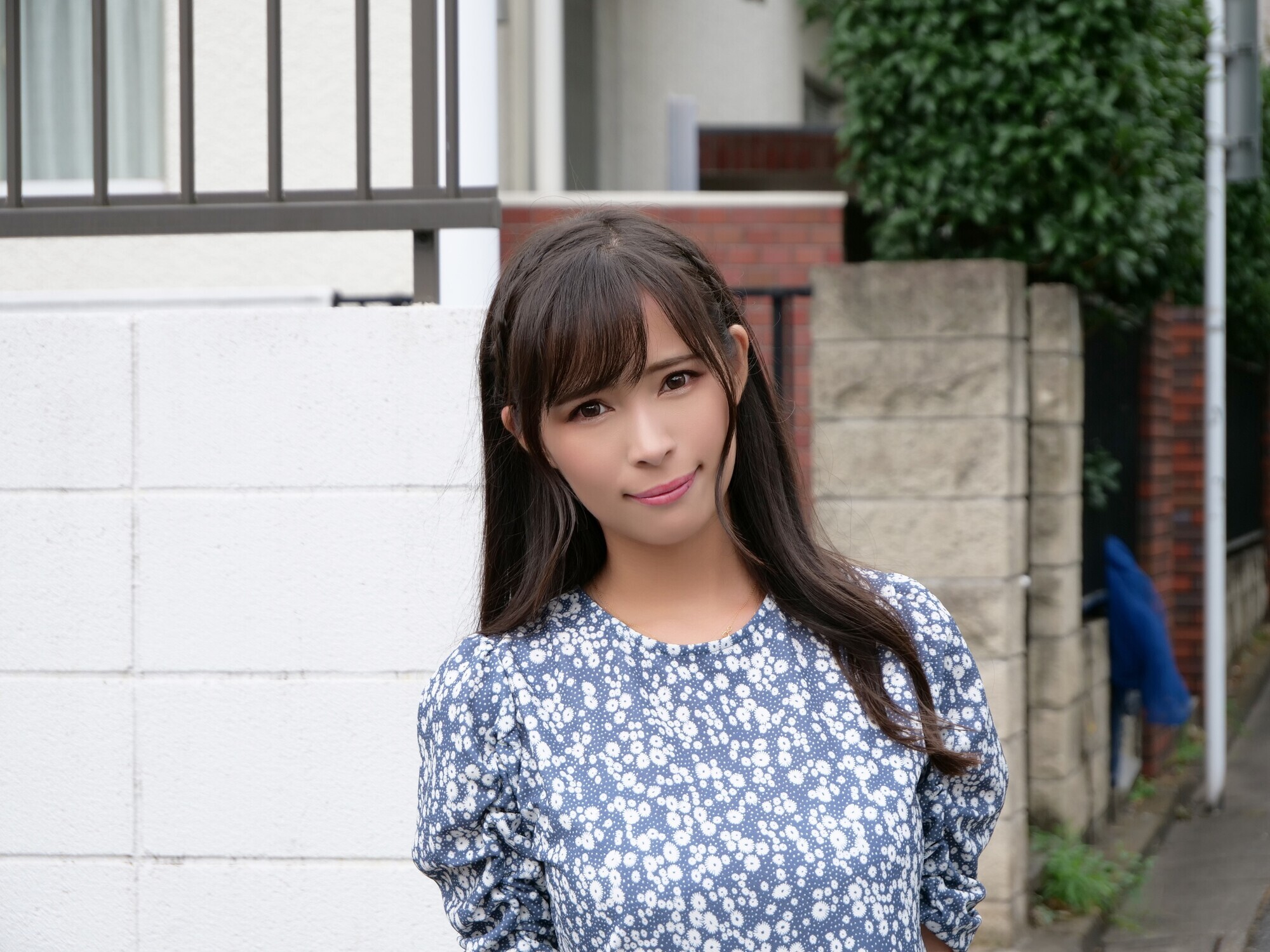 巨乳人妻によるギンギンの童貞君を優しく筆おろし「本当に私でいいのかしら？」 8