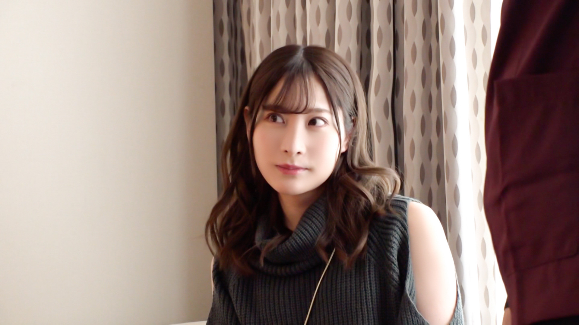 ノンストップ!潮潮潮の大洪水!!媚薬×性感マッサージで生意気なショーパブダンサー(21)を狂わせたらおま●こダムは大決壊!!スプラッシュ潮吹きで部屋中びちゃびちゃになっちゃいましたw 画像3