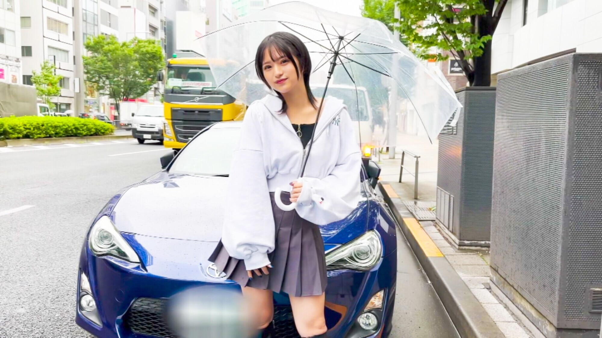 「イキすぎておま●こ弱くなってるぅ！！」イン☆フォロワー1万人、車好き美少女ギャル（強そうに見えて実はドMw）を写真撮影というテイで自宅へ連れ込み→首●めFUCKで連続絶頂させる中出しハメ撮り！！