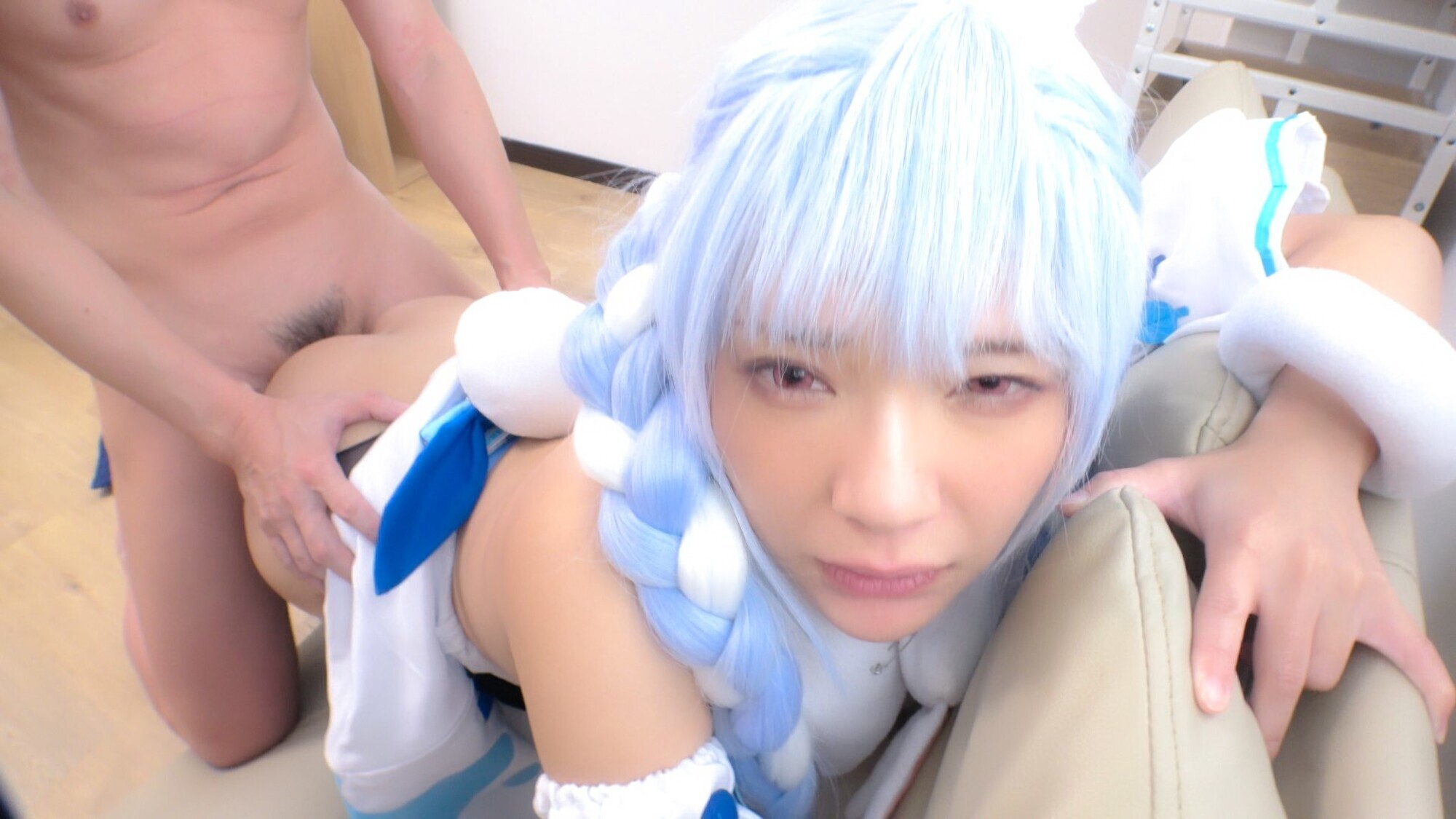 美少女コスプレイヤーさんの本性めくれるド淫乱痴女化!!情熱的汗だく3P中出しセックス!!【2キャラ収録!!】 画像8