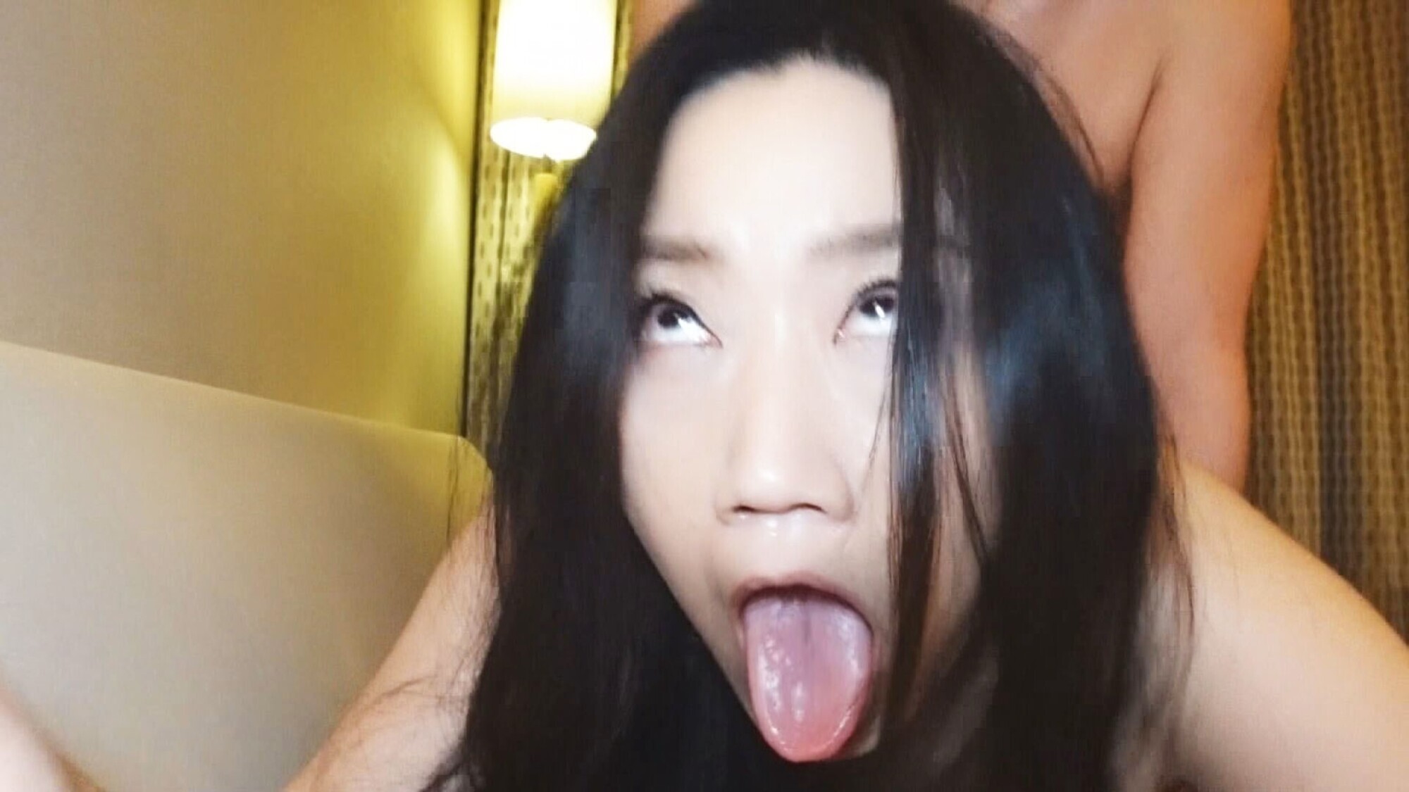 欲求不満につき恥ずかしげもなくアヘ顔でイキまくるド変態爆乳素人まとめ 4時間 画像12