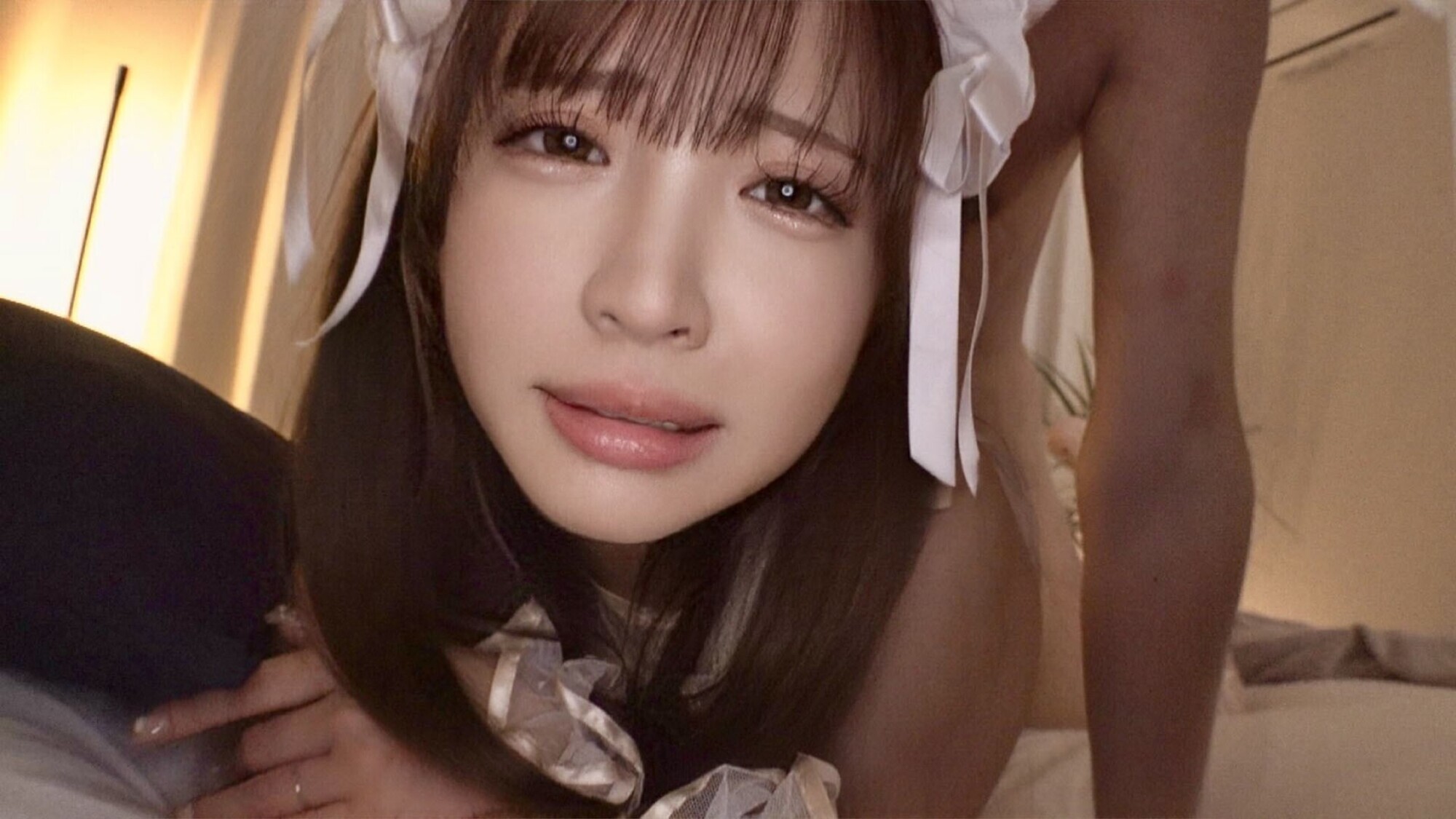 イチャラブ不倫 美しすぎる若妻が黒パンストに包まれたデカ尻を揺れ濡らし他人棒絶頂 恥ずかしいコスプレで自ら生挿入に騎乗位で腰ガクブル痙攣顔射! 14枚目