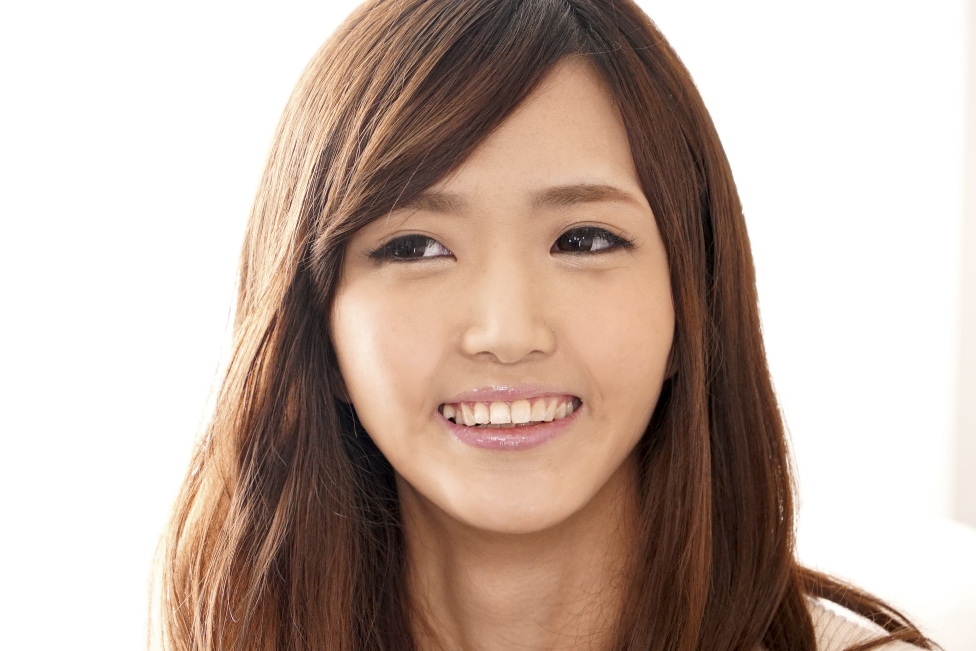 新人 青山はな ~地方局の元お天気お姉さんAVデビュー!おま●こ洪水特別警報発令、桜の開花日直前にAVで一足早く花開く!!~ 画像1
