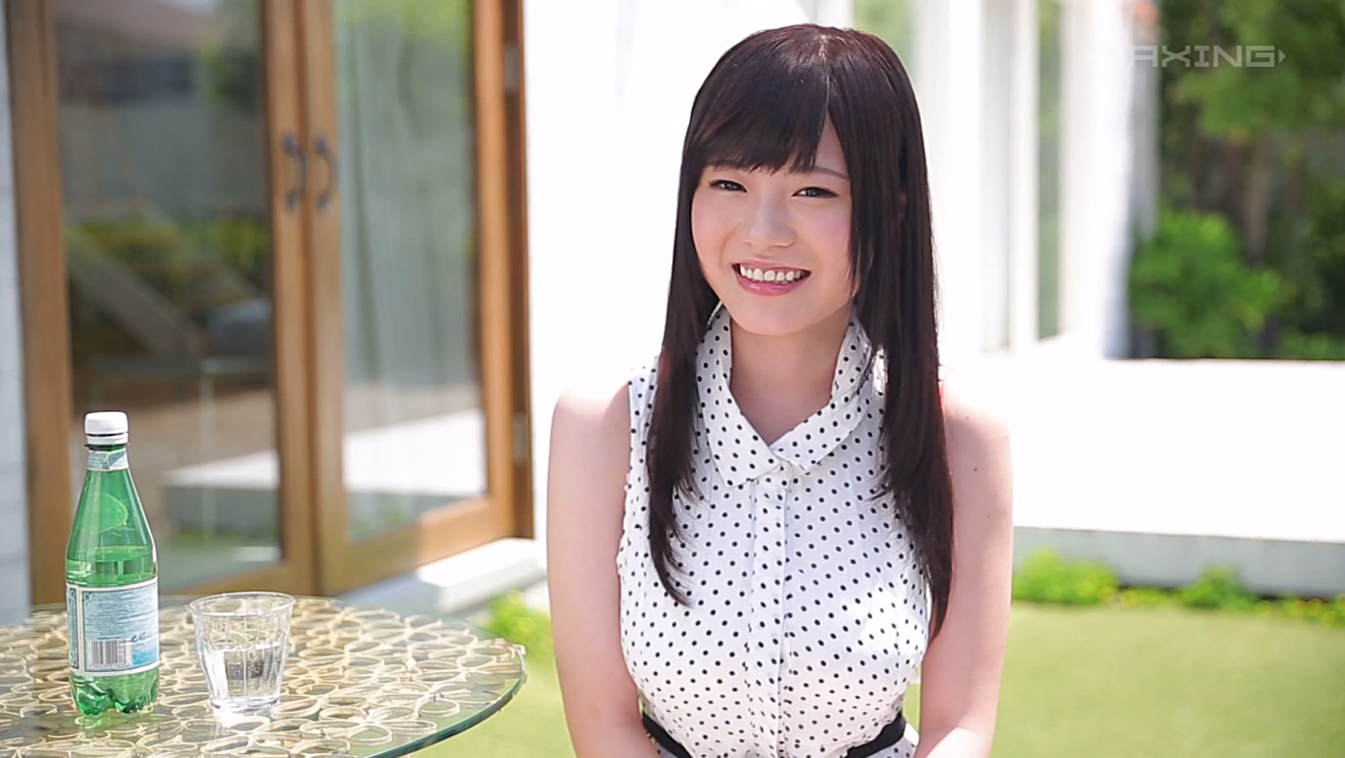 ウルトラ爆乳Lカップ美少女 きみの奈津 裏BEST 画像1