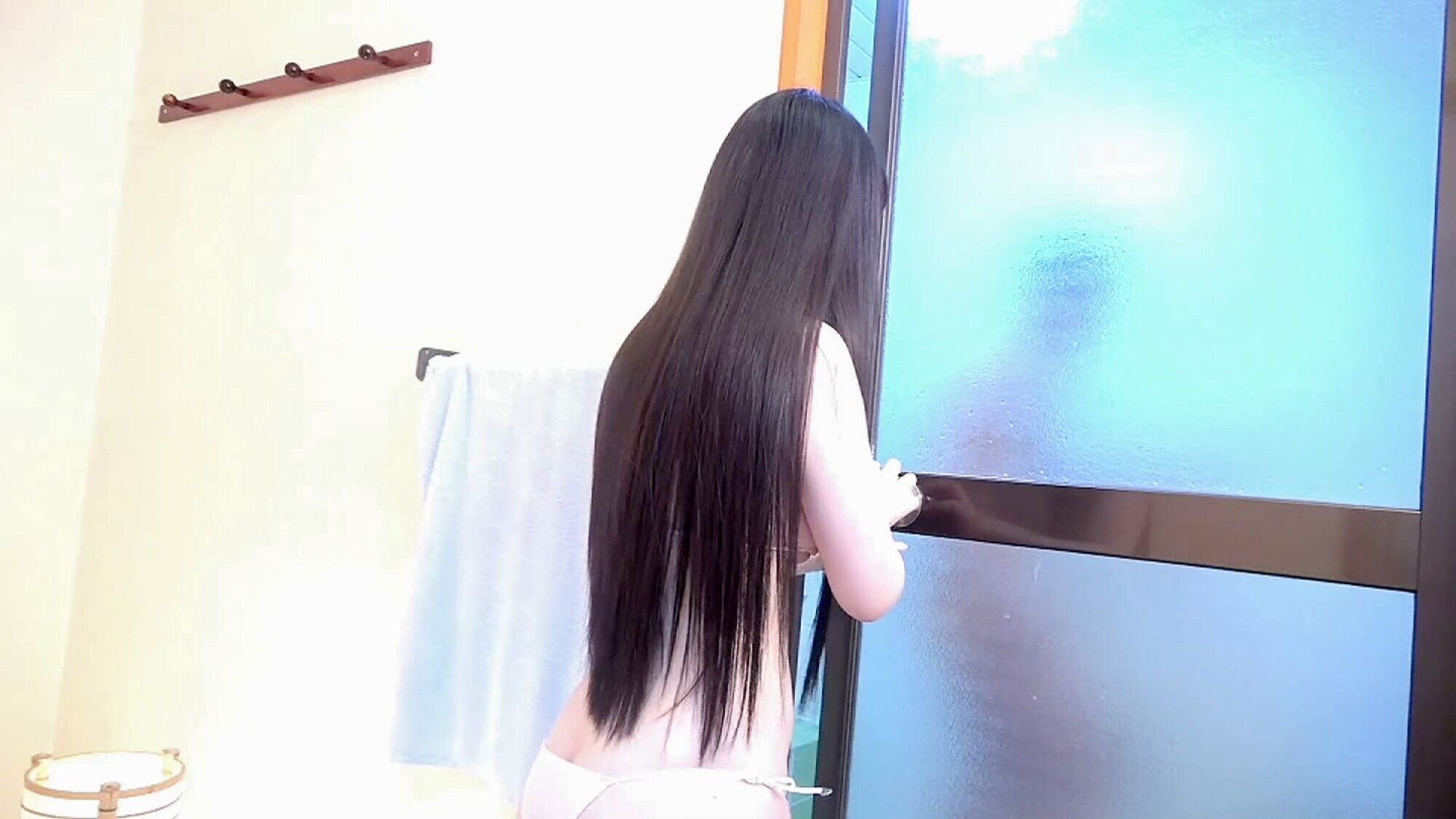 ウソの企画で呼び出した人気AV女優に即ハメ即尺SEX 4時間 画像7