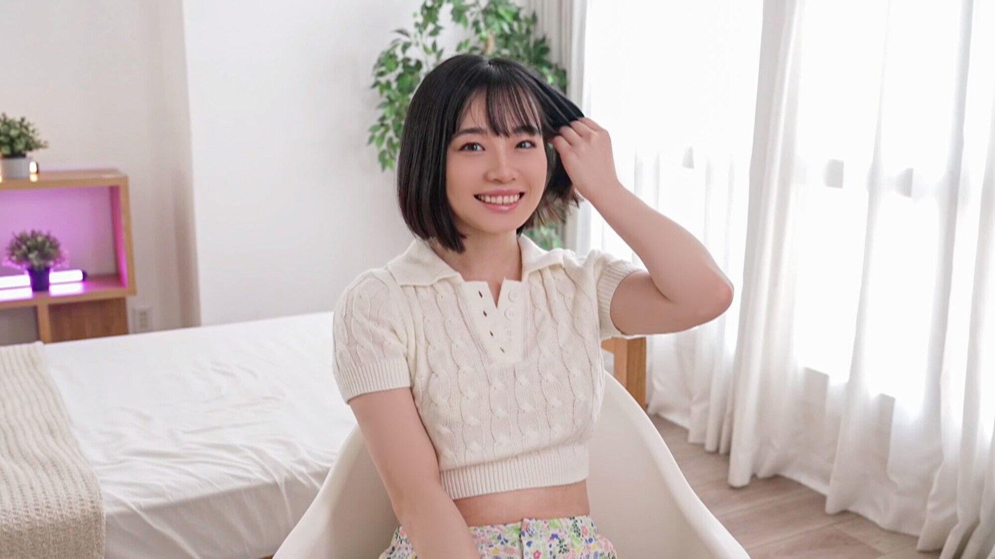 イッた直後の感度100%のおま●こを更にメッタ突き無限ループピストンで絶叫アクメ 花音うらら 画像1