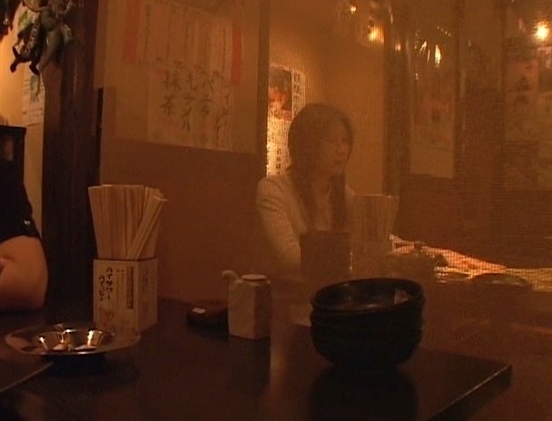 週末の夜なのに1人酒を飲んでいる女は燃えるようなトキメキとトロケルようなSEXを待っている 画像19