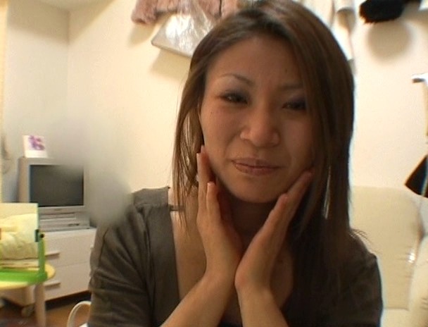 顔面大改造 美容整形費用を300万円かけた女子大生! 画像1