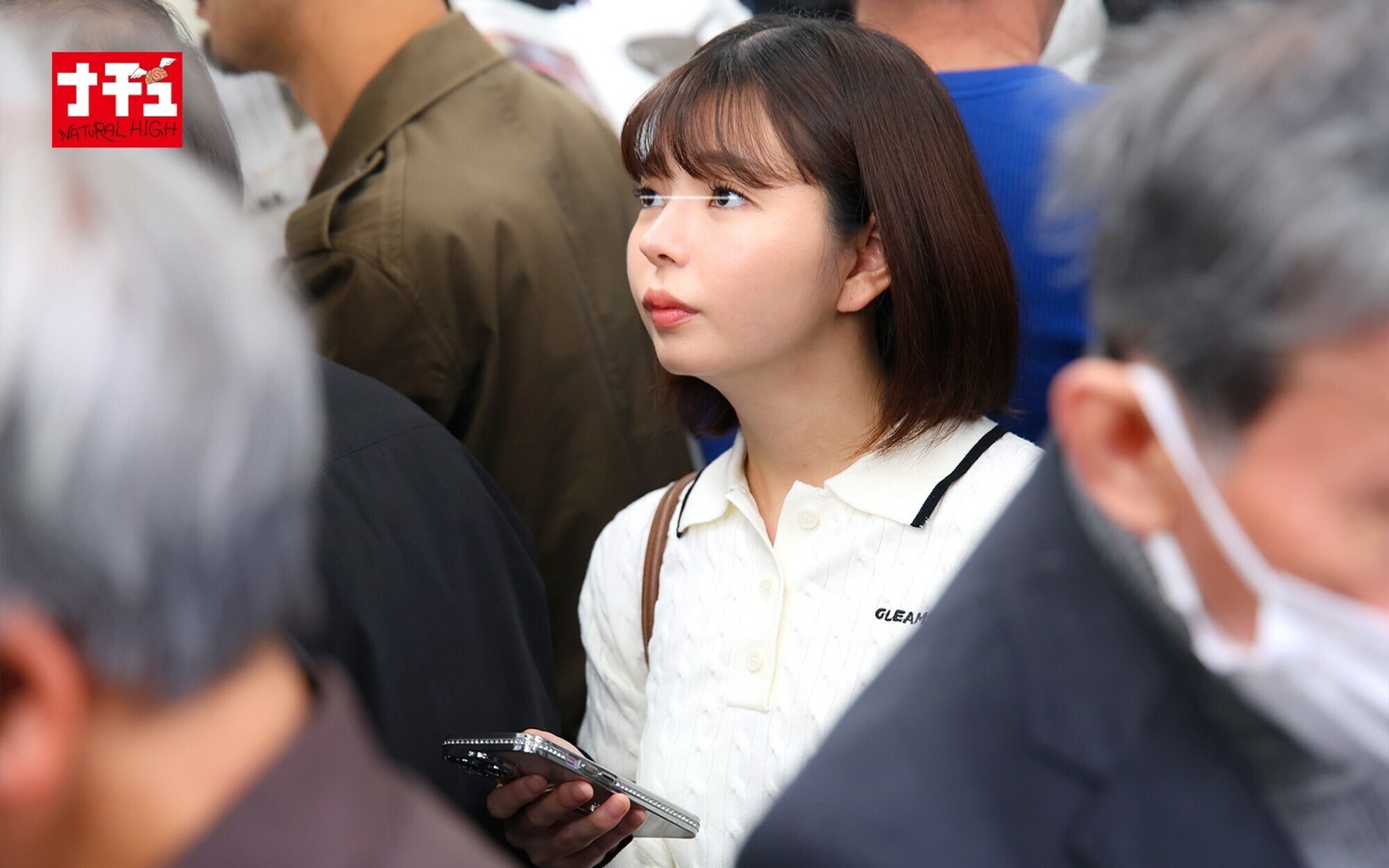 髪わし掴みバックでガン突かれアヘ顔でイキまくるショートカット純粋女子 2 画像3