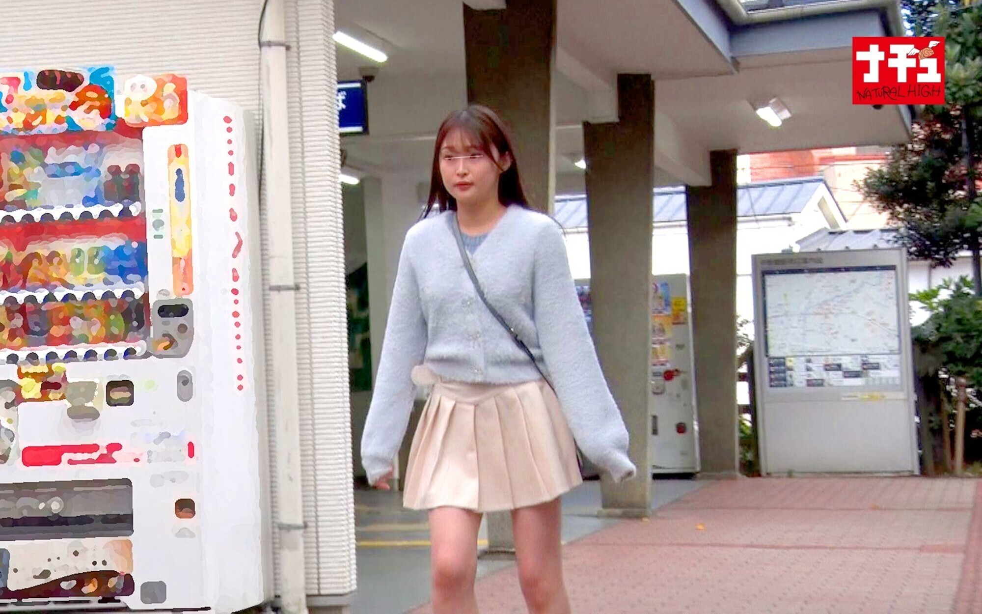 逃げても背後からホジくりまくるバック手マンで潮を吹かされ続け屈服する敏感女子大生 3 清純華奢娘 画像2