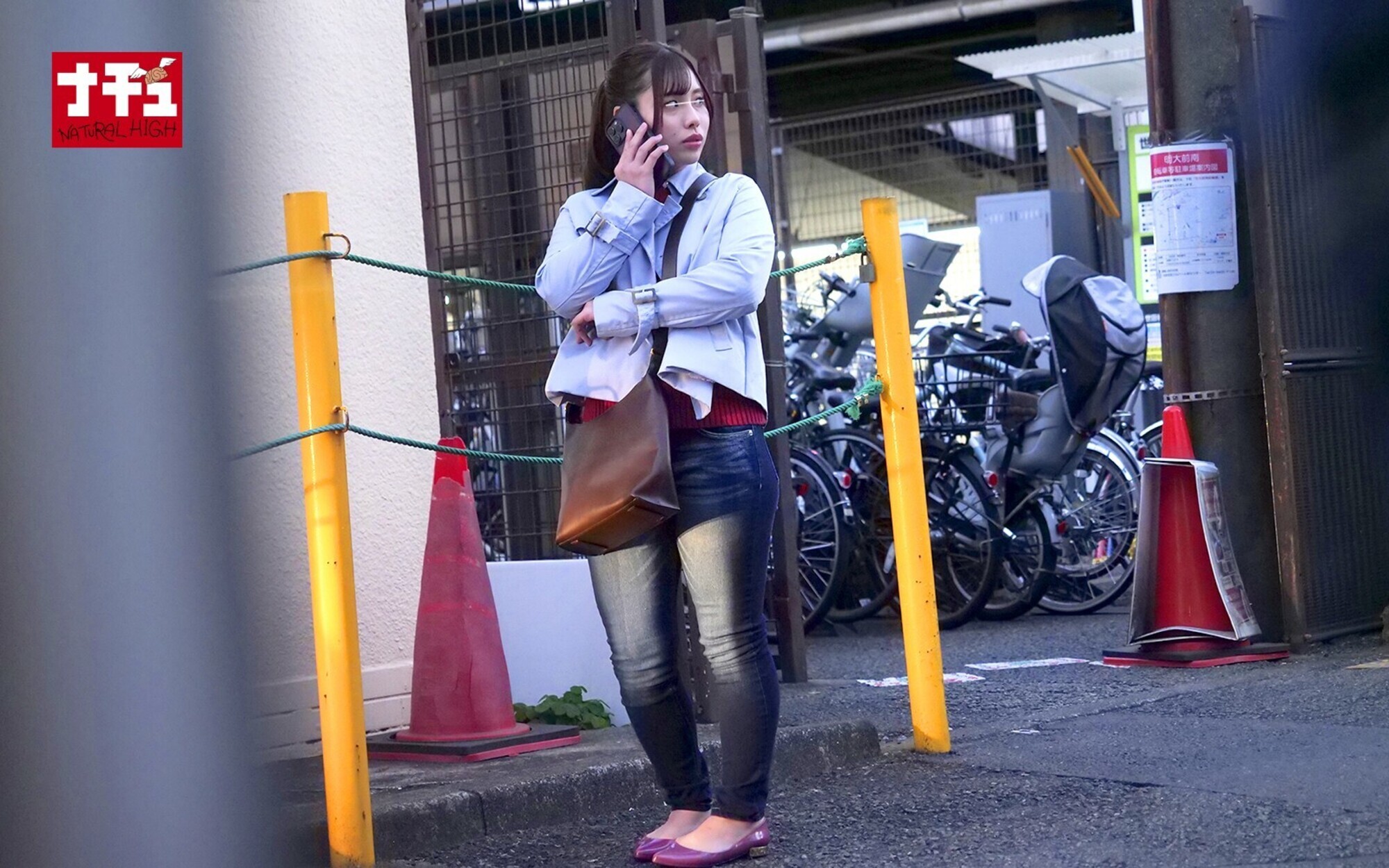 逃げても背後からホジくりまくるバック手マンで潮を吹かされ続け屈服する敏感女子大生 3 美形巨尻娘 画像2