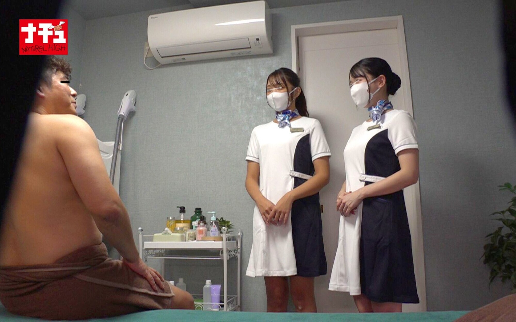 脱毛サロンの美人スタッフに難癖つけてウザいほど中出ししまくったR動画 画像5
