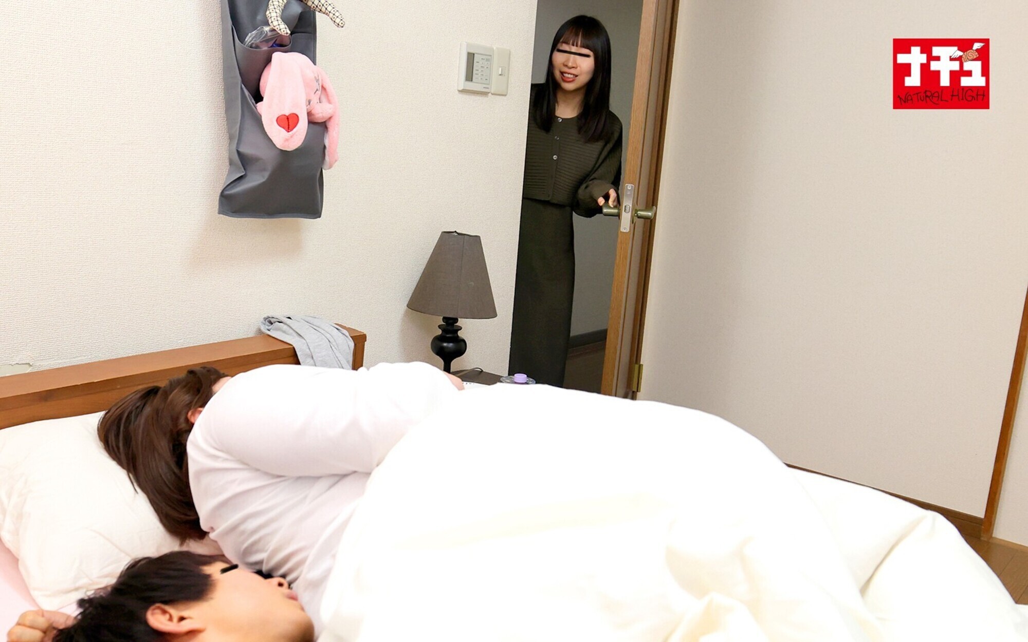 超豊満ボディに妹の彼氏が隠れている・・・と言えず何度も中出しされた爆乳姉 画像5