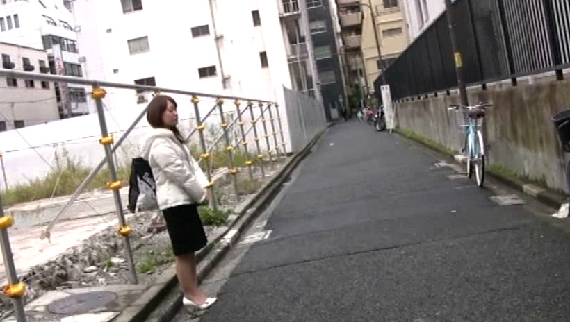 人妻が夫を裏切る時4 家庭を忘れた小旅行 さき(仮名) 画像1