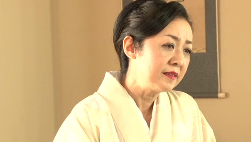 働く五十路熟女 第五章 近●相姦 華道教室たらちねの母 ~家元 岩下千鶴54歳~ 画像2