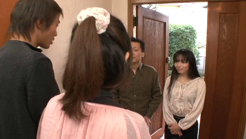 引越ししてきた隣の新婚夫婦 画像8