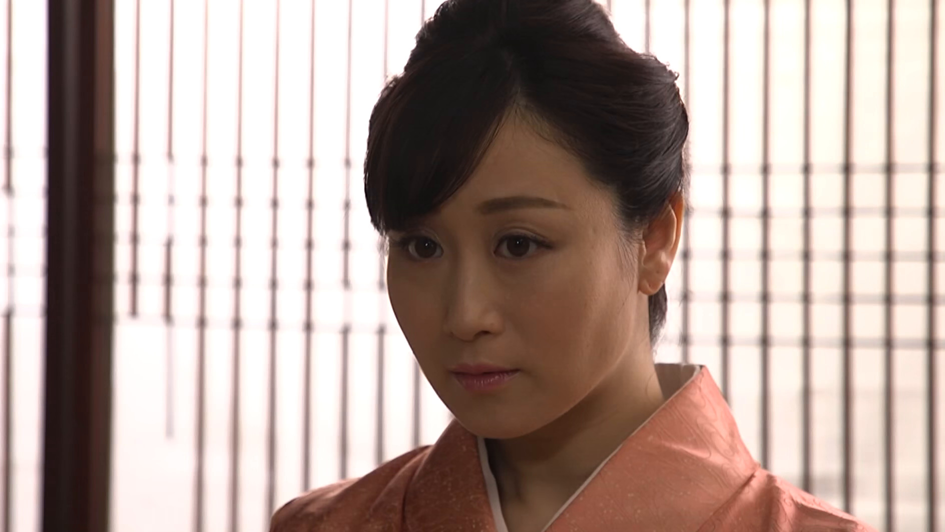 男たちに翻弄された昭和に生きた人妻 前半 画像1