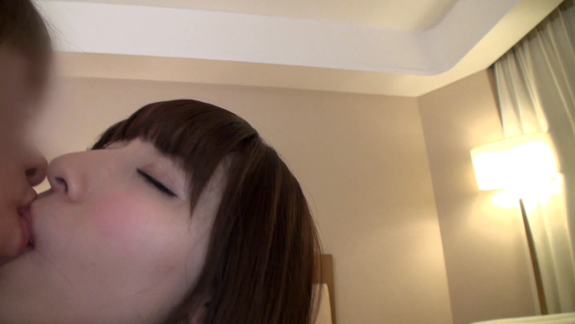 カナコ 21歳 若妻 画像4