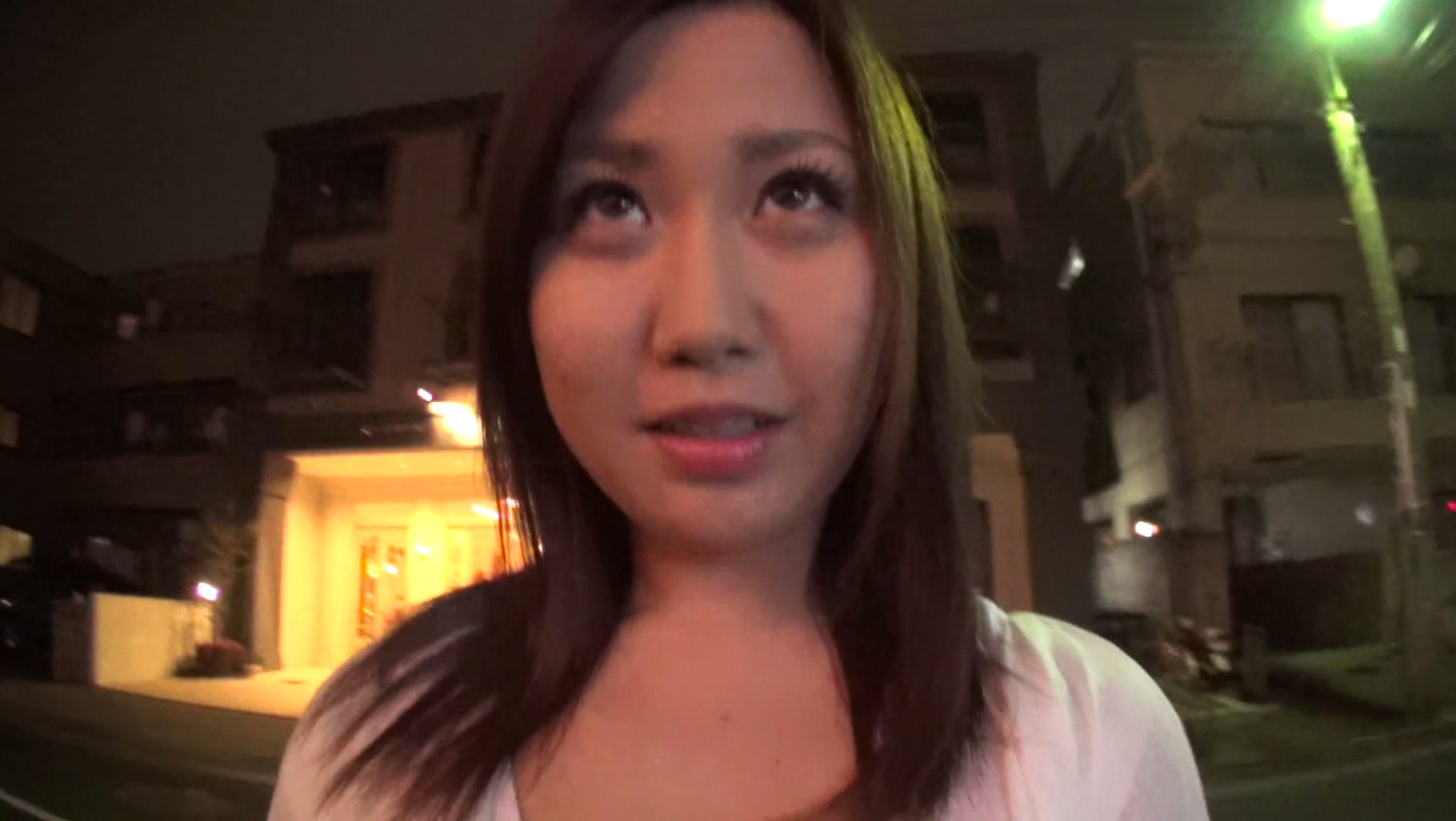 つばさ 20歳 人妻 画像1