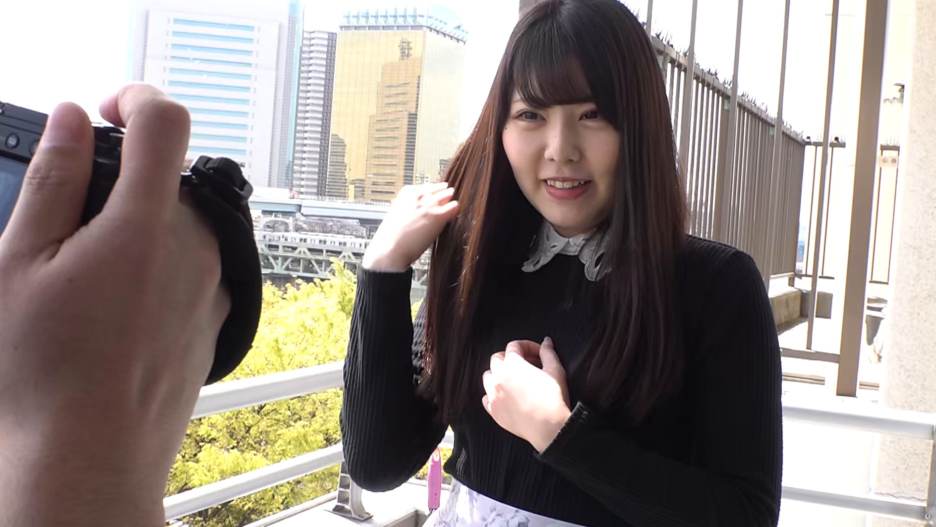 生意気そうな関西弁女子を騙してイカせる! ゆま 画像1