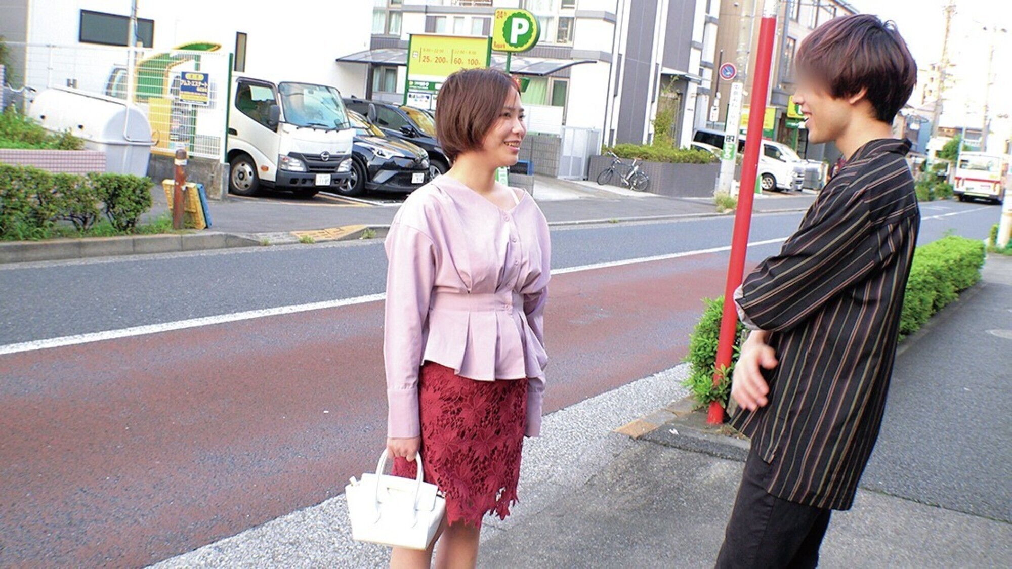 ショートカット美人な奥様//童貞君の包茎おち〇ぽ洗い//生中出し筆おろし//めぐさん(27才) 画像2