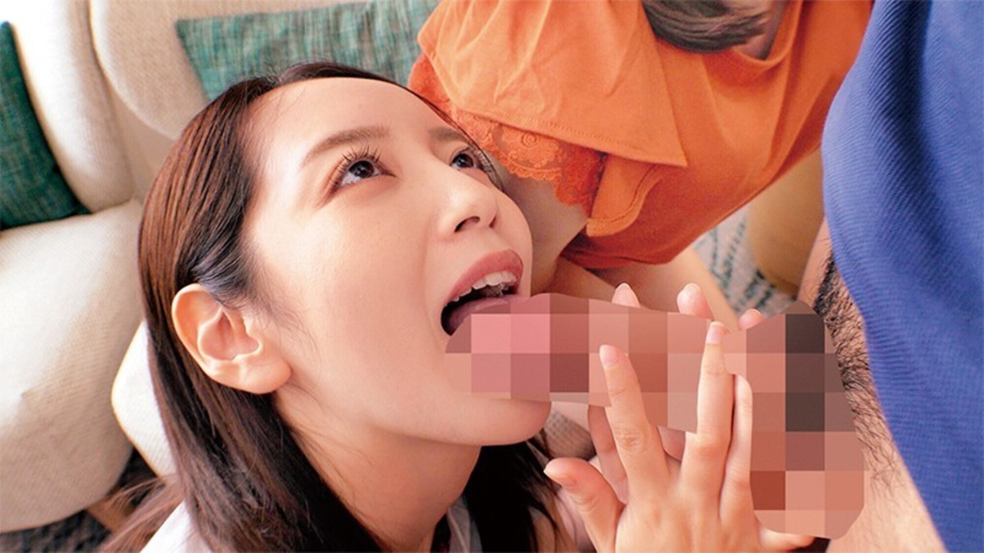 ママ友の仲良し美人奥様2人が【童貞君を探して筆おろしセックス出来たら100万円!?】かんなさん&ひとみさんW白衣の天使がヌキヌキハーレムご奉仕//元気に回復にむかう勃起チ○ポに大興奮しちゃって膣内射精治療!? あやか こなつ 画像11