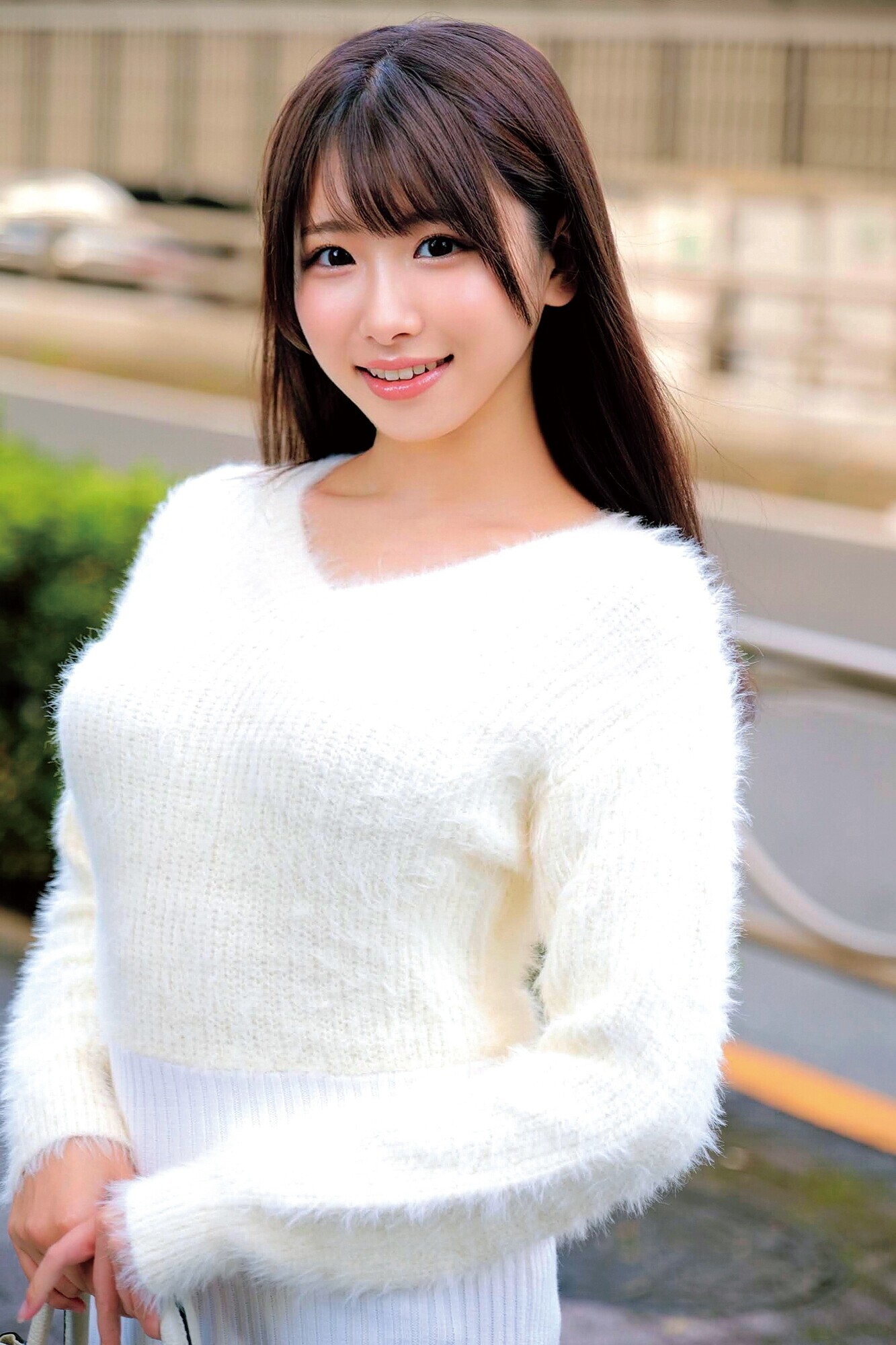 うぶで奥手な女子大生が恥じらいキス魔に大変身!?「自分からキスしたことないです・・・」たっぷり舌を絡め涎ダラダラのディープキスで大興奮 そのまま濃密ベロキスセックス!! こなつちゃん さくらちゃん 画像2